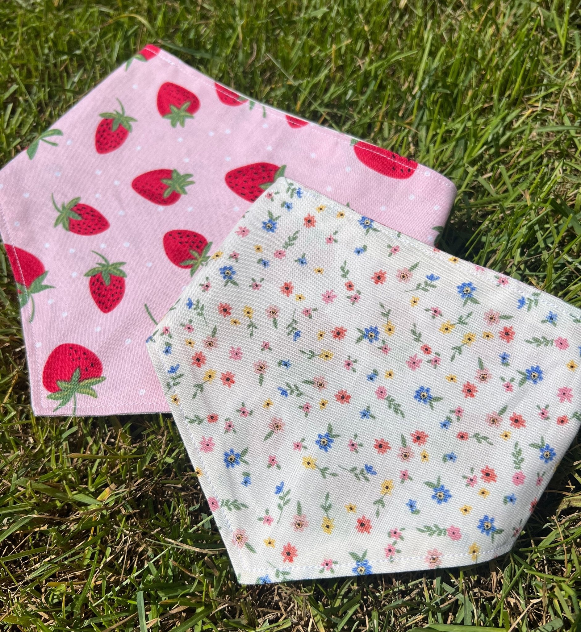 Reversable Dog Bandana Cotton Pet Accessory Snap Closure Design Summer Fashion Collection Adjustable Neck Size Pink Floral Pattern Strawberry Print Style Two Sided Wear Quality Material Comfortable Fit Multiple Size Options Perfect